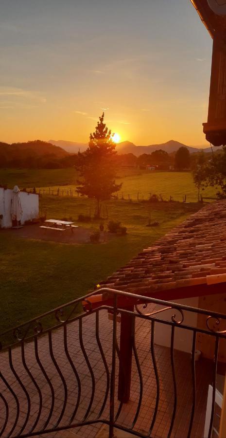 Ferme Auberge Ibarnia Lecumberry Exterior foto